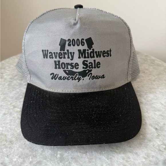 Waverly Iowa Midwest Horse Sals Trucker Hat - Picture 1 of 4